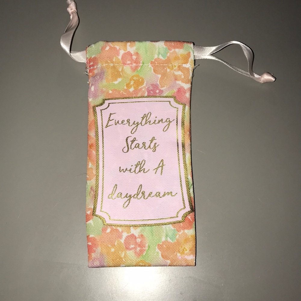 Drawstring Sunglass Holder